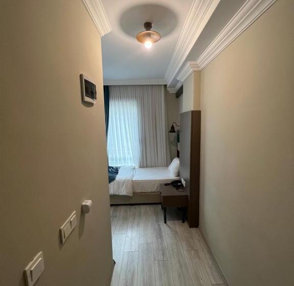 Трехместный Номер Deluxe, Pordani̇s