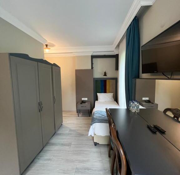 Трехместный Номер Deluxe, Pordani̇s