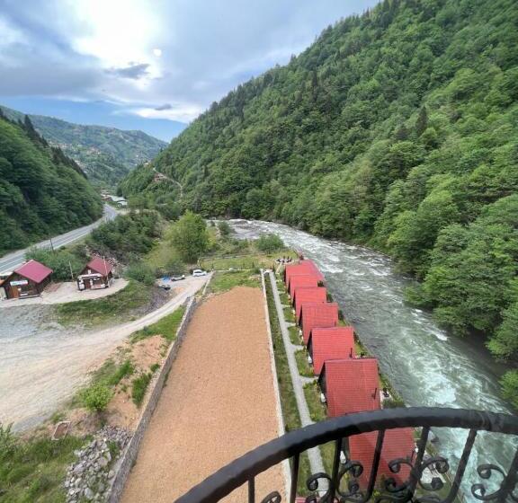 Люкс Повышенной Комфортности, Pordani̇s