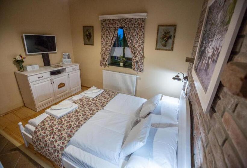 침실 2개 스위트, Provence Birtok