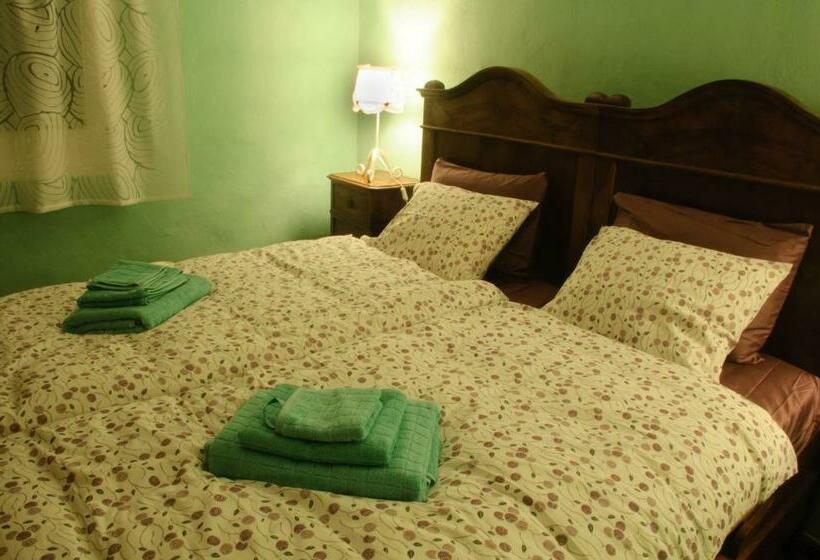 חדר סטנדרט עם מרפסת, Chez Marianne Chambres D Hôtes