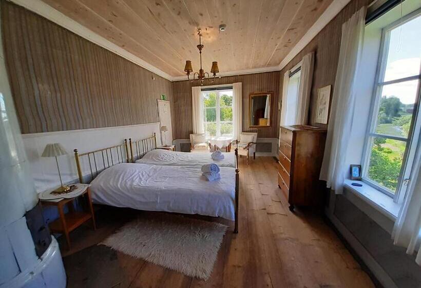Номер Стандарт Совместная Ванная, Frägsta Hälsingegård B&b