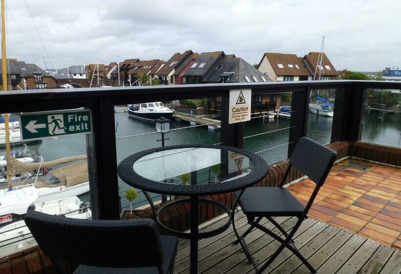 带大床的高级房间, Boathouse