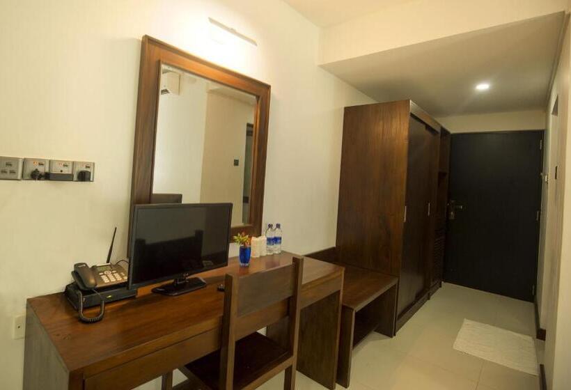 חדר דלוקס לשלושה, Lavendish Wild Safari