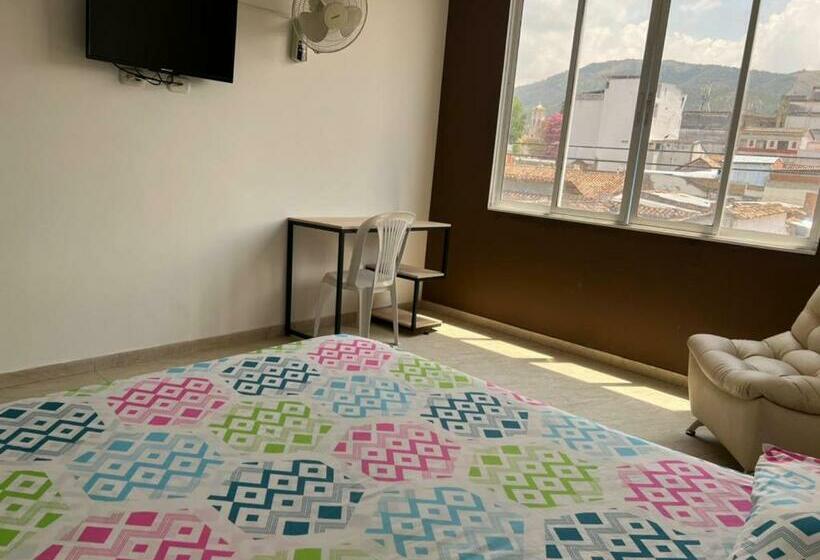 חדר סטנדרט, Marialu