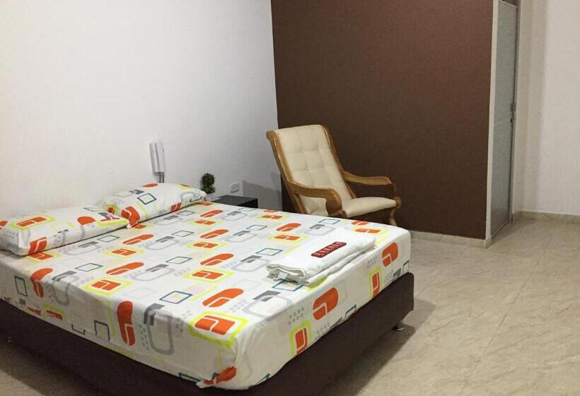 חדר סטנדרט, Marialu