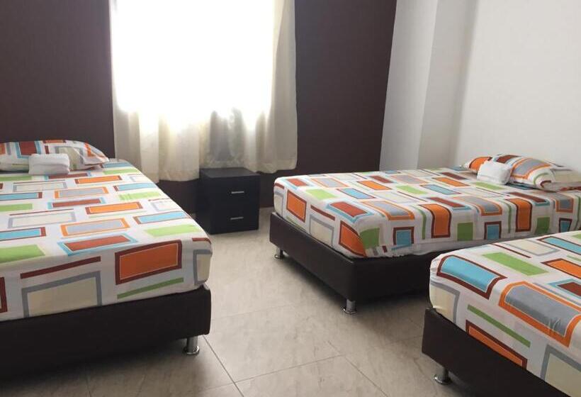 חדר סטנדרט לשלושה, Marialu