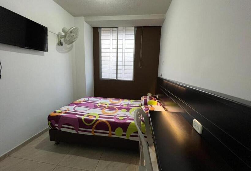 חדר סטנדרט יחיד, Marialu