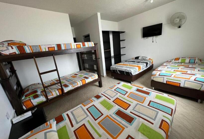 חדר קלאסי לארבעה, Marialu