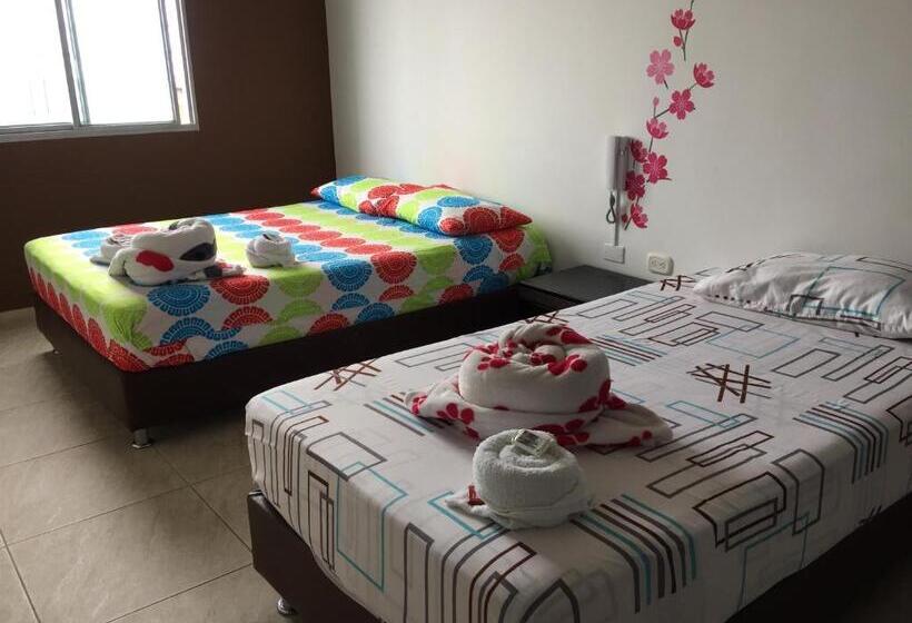 חדר משפחתי, Marialu