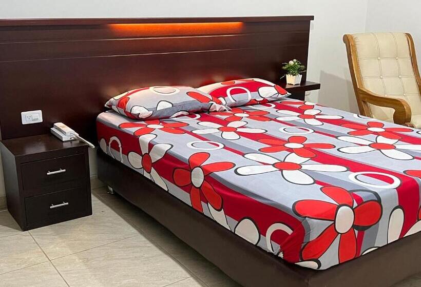 חדר סטנדרט, Marialu