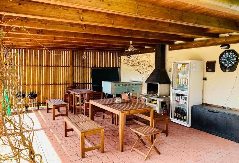 חדר סטנדרט לשלושה, Apartmány Na Horce