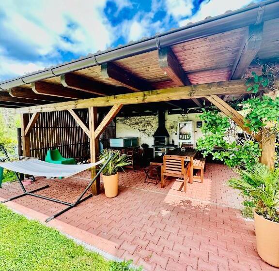 חדר סטנדרט לשלושה, Apartmány Na Horce