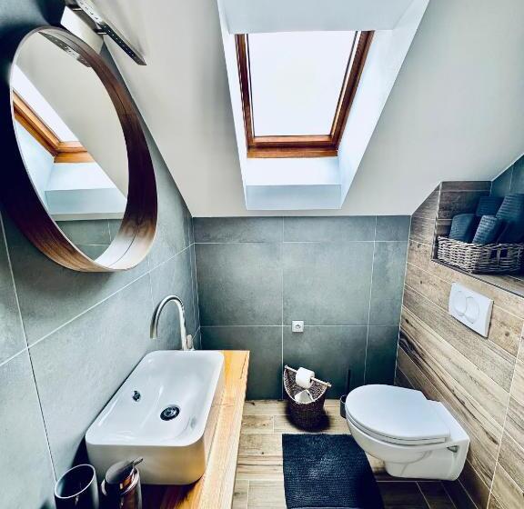 חדר משפחתי, Apartmány Na Horce