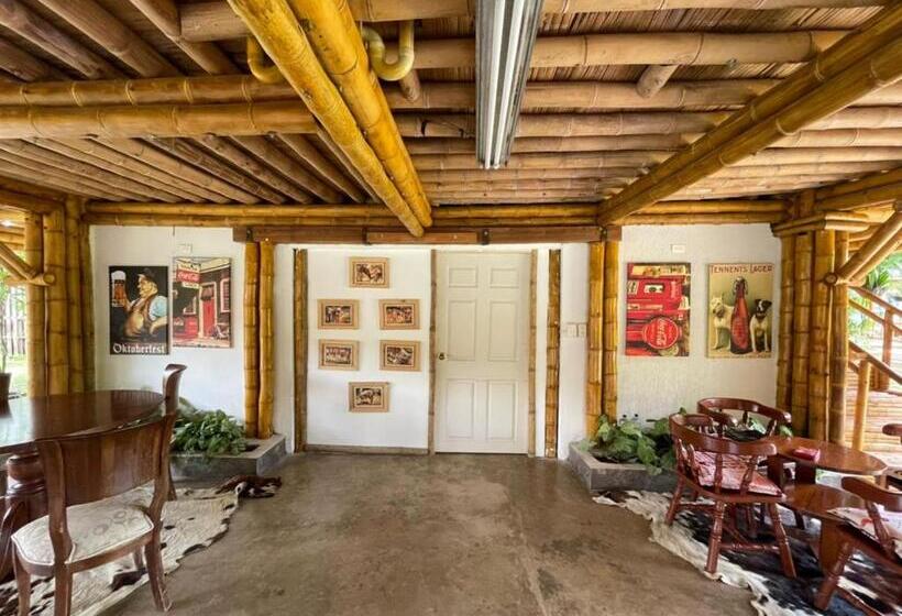 デラックスルーム, Campestre Campos Verdes