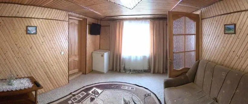 ジュニアスイート, Guest House Perlyna