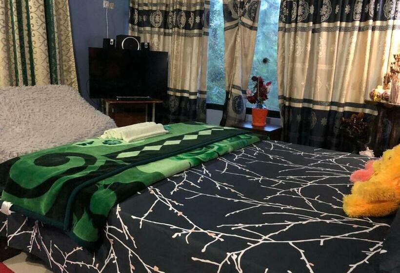 Quarto Deluxe, Hamadhi Guest