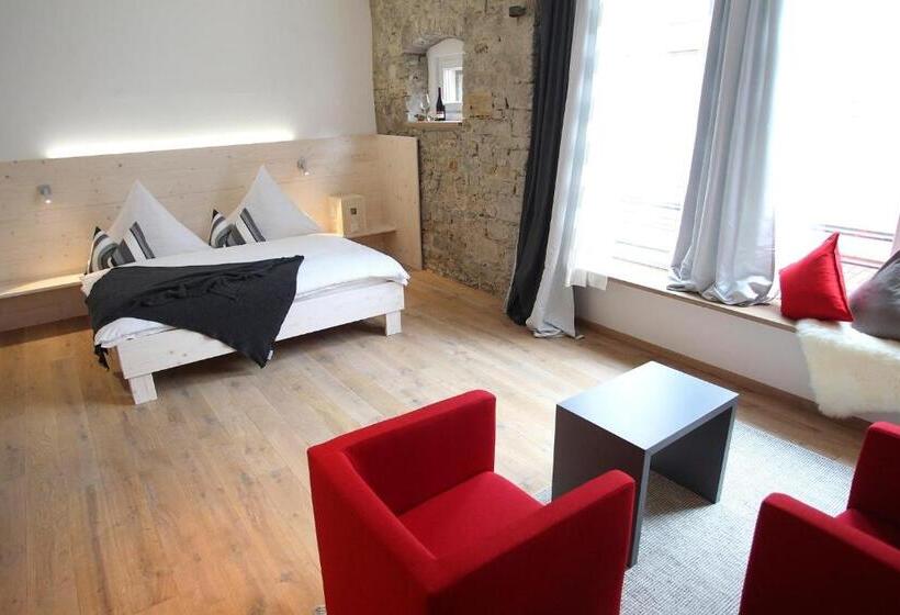 수피리어 룸, Main Landhaus