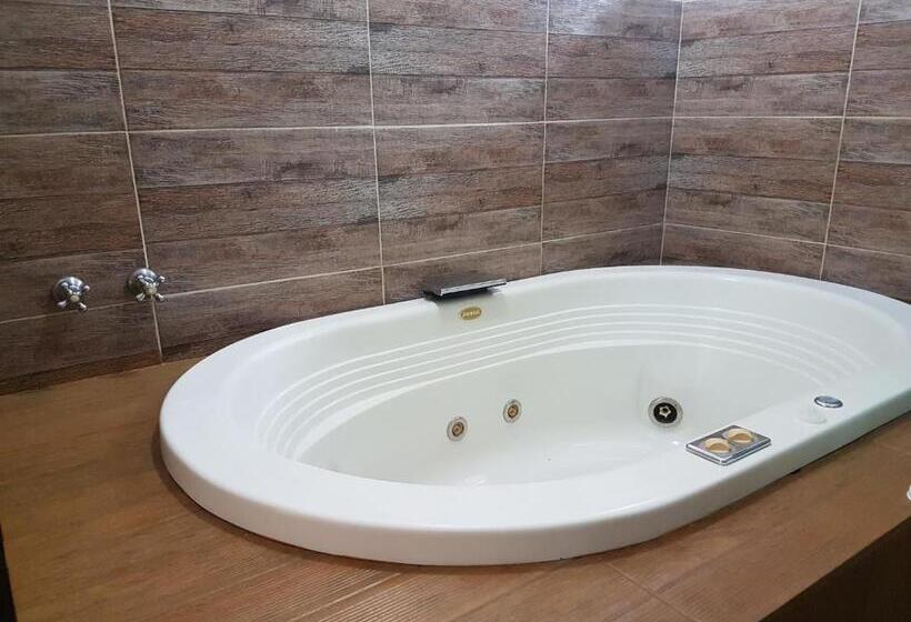 스탠다드 자쿠지 룸, Pousada Requinte Da Mantiqueira