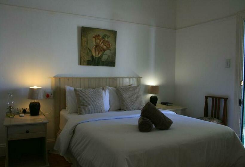 スタンダードルーム, Steytlerville Royal