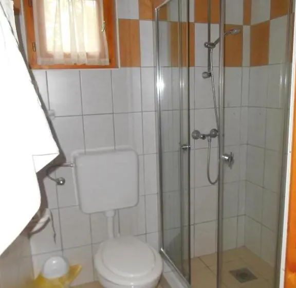1ベッドルームアパートメント, Vendégmarasztaló Porta