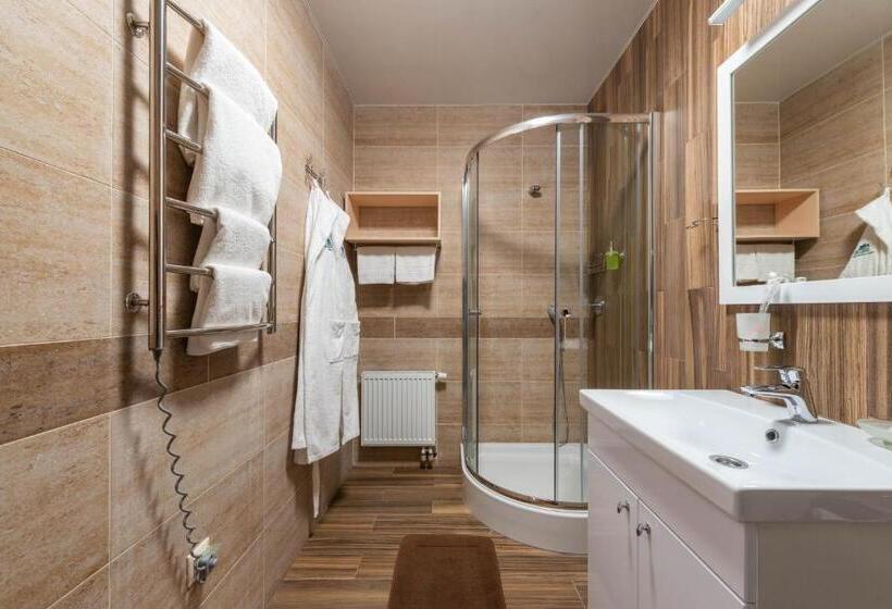 غرفة كومفورت ثلاثية, Brech Resort&spa