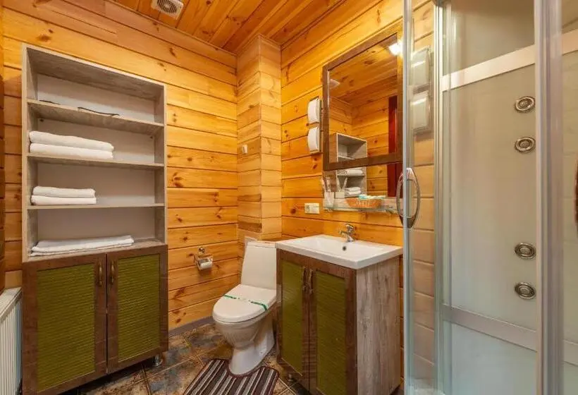 Suite with lake view, Brech Resort&spa