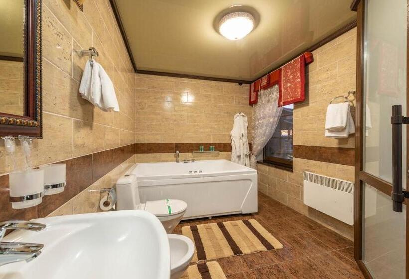 بنجلو ديلوكس, Brech Resort&spa