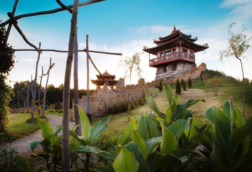 بنجلو ديلوكس, Brech Resort&spa