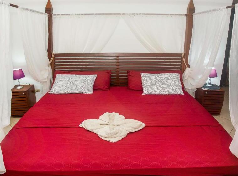 带大床的标准工作室, Punta Duarte Garden Inn