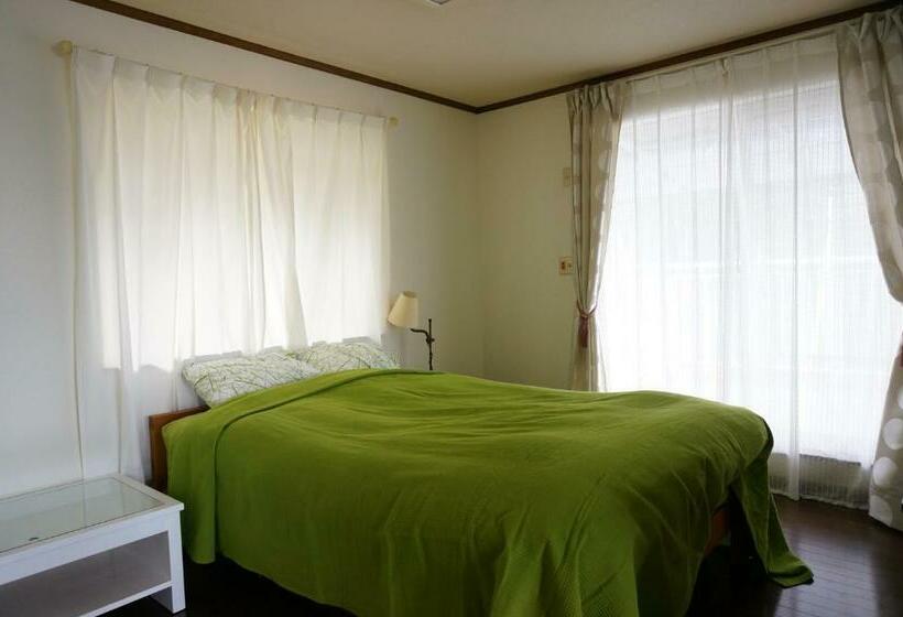 غرفة قياسية رباعية, Atelier Bee S Knees Bed & Breakfast