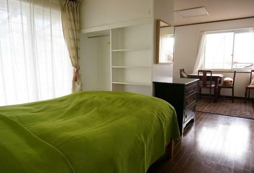 غرفة قياسية رباعية, Atelier Bee S Knees Bed & Breakfast