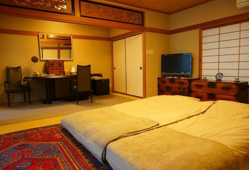 غرفة قياسية رباعية, Atelier Bee S Knees Bed & Breakfast