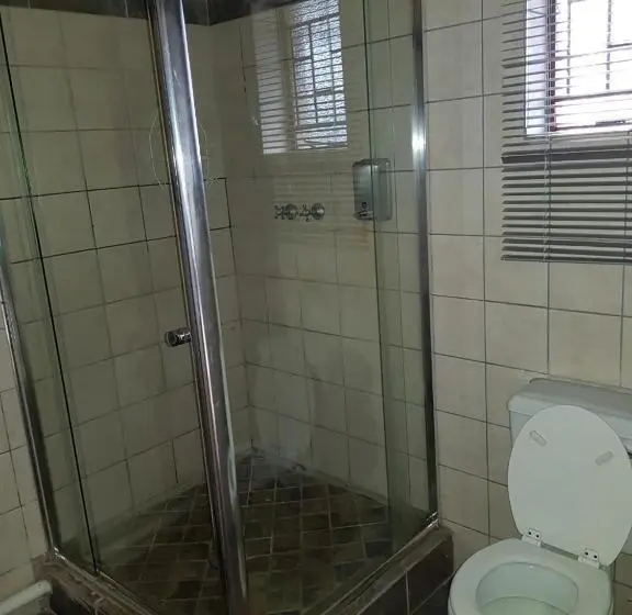 スタンダードルーム, Schweizer Guesthouse