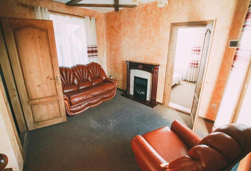 침실 2개 아파트, готель добрій