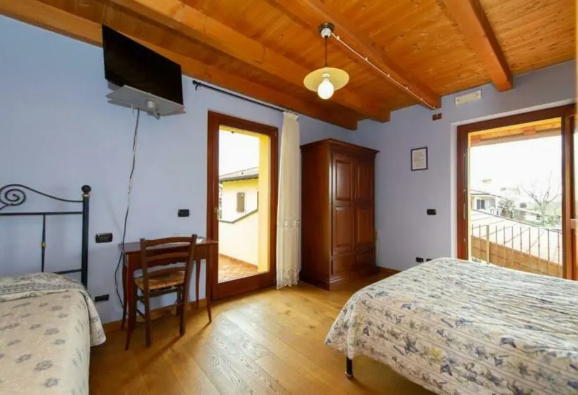 バルコニー付きスタンダードトリプルルーム, Agriturismo Lis Rosis