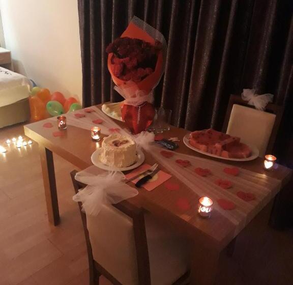 اتاق استاندارد, Emsa Palace