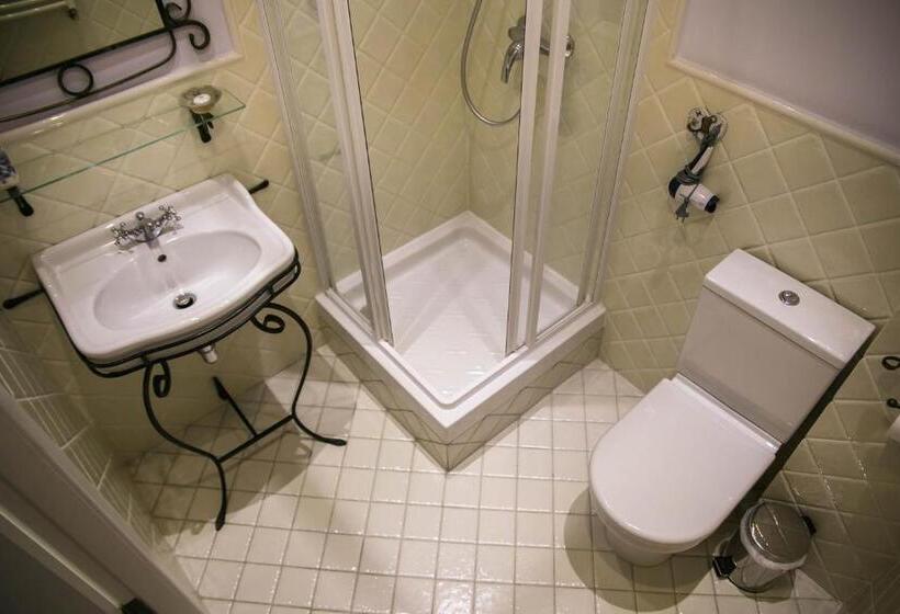 اتاق استاندارد یک نفره, Lambert