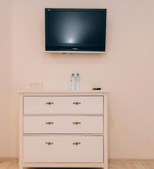 سوئیت 2 خوابه, Lambert