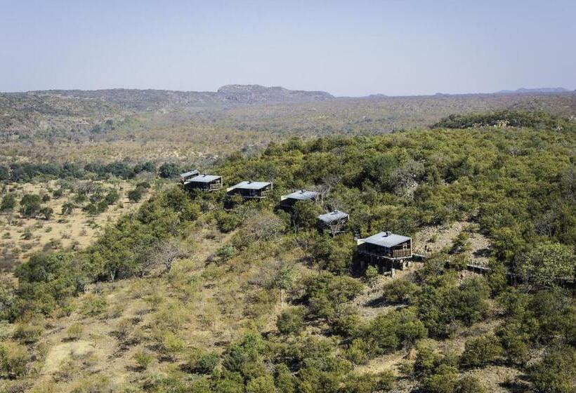 Deluxe room with river view, The Outpost & Pel S Post