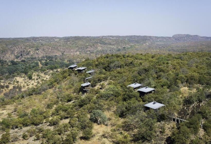 Deluxe room with river view, The Outpost & Pel S Post