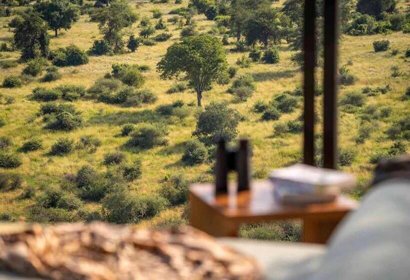 חדר דלוקס נוף לגינה, The Outpost & Pel S Post