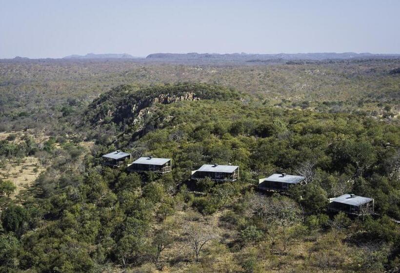 Deluxe room with river view, The Outpost & Pel S Post