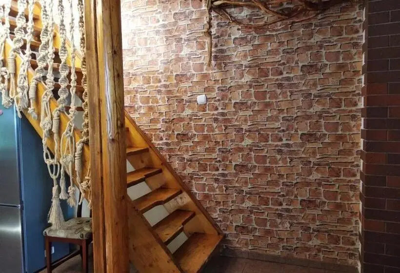 خانه 3 خوابه, Cottage Spadok