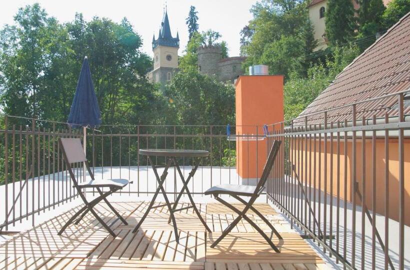 Люкс с Террасой, Penzion Pod Zámkem