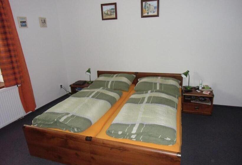 Номер Стандарт, Penzion Pod Zámkem