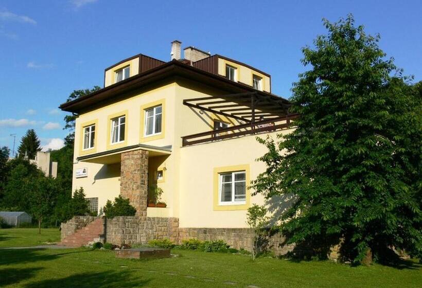 침실 2개 스위트, Penzion Továrníkova Vila