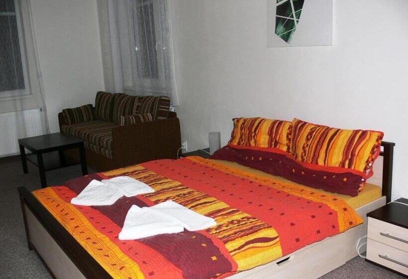 침실 2개 스위트, Penzion Továrníkova Vila