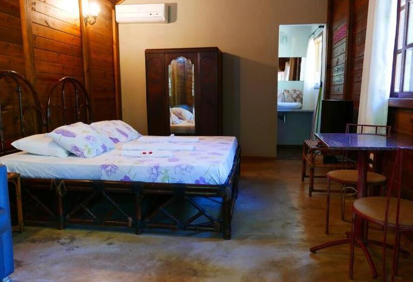 بنجلو قياسى مطلّ علي الحديقة, Pousada Camping Porto Grande