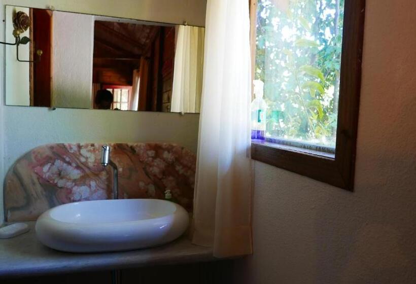 بنجلو قياسى مطلّ علي الحديقة, Pousada Camping Porto Grande